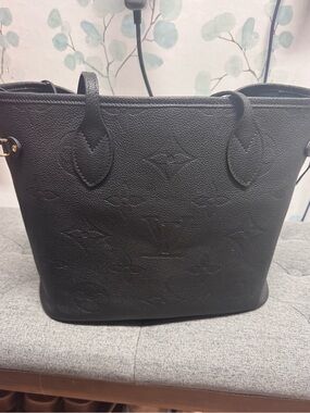 Faux Louis Vuitton Neverfull Embossed Leather